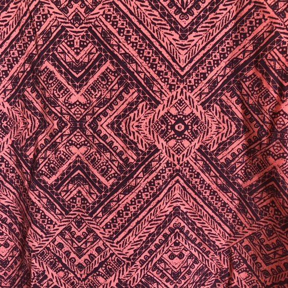 Cropped Tank - Picture 3 of 6